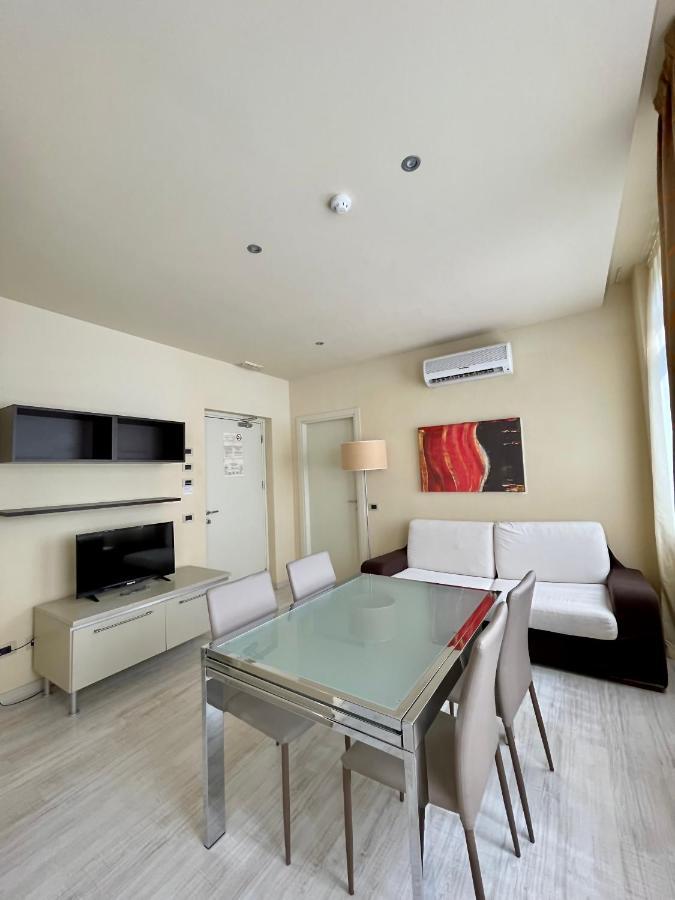 Residence Diamanterosso Terni Buitenkant foto