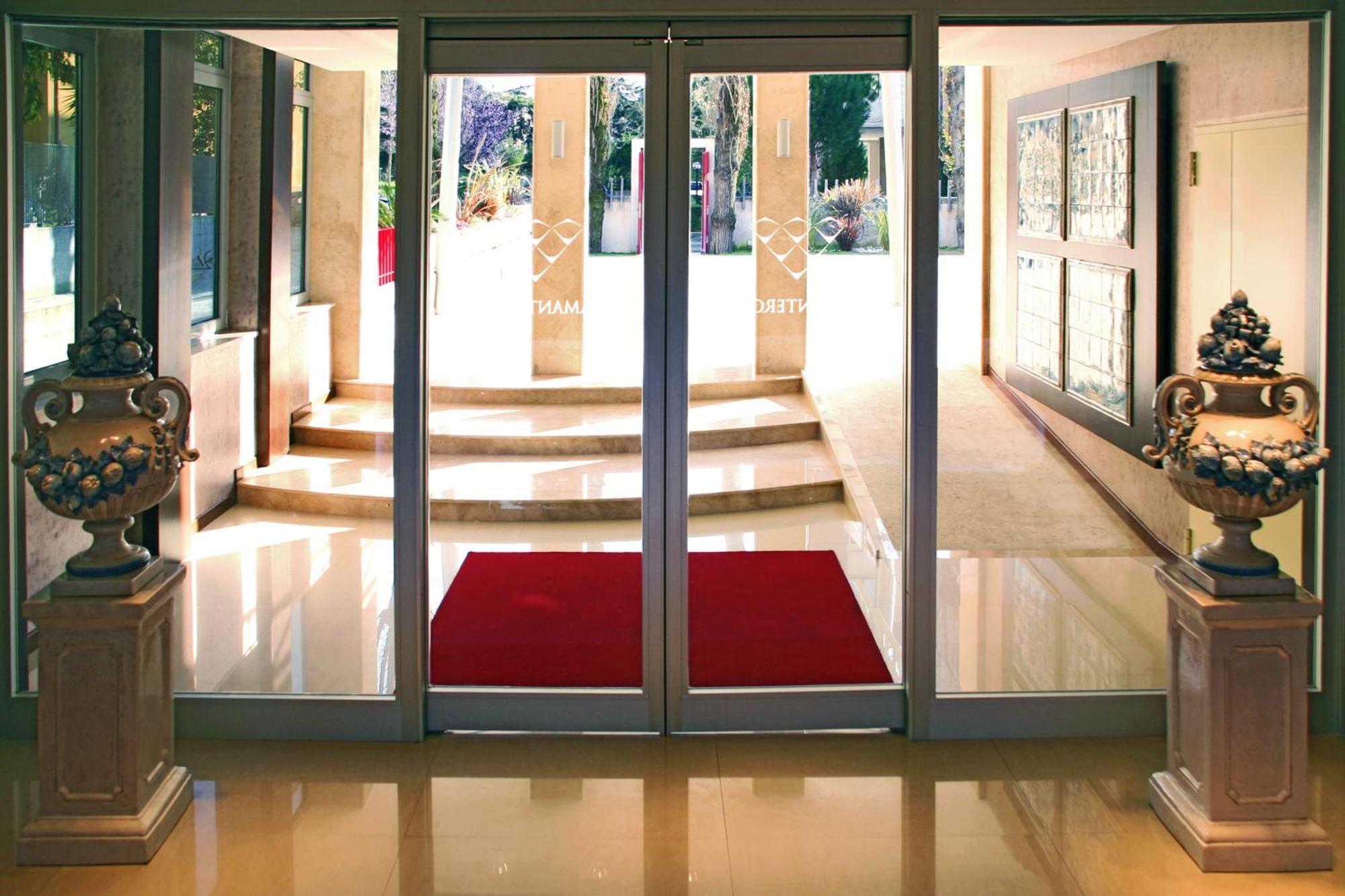 Residence Diamanterosso Terni Buitenkant foto