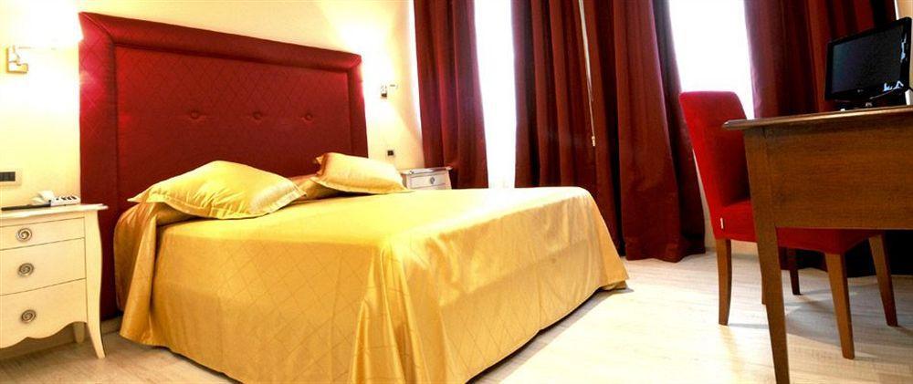 Residence Diamanterosso Terni Buitenkant foto