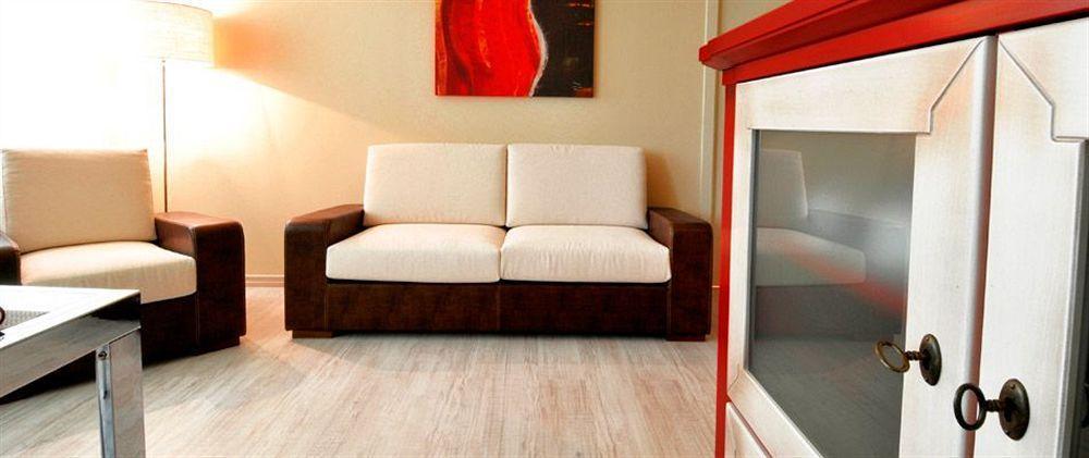 Residence Diamanterosso Terni Buitenkant foto