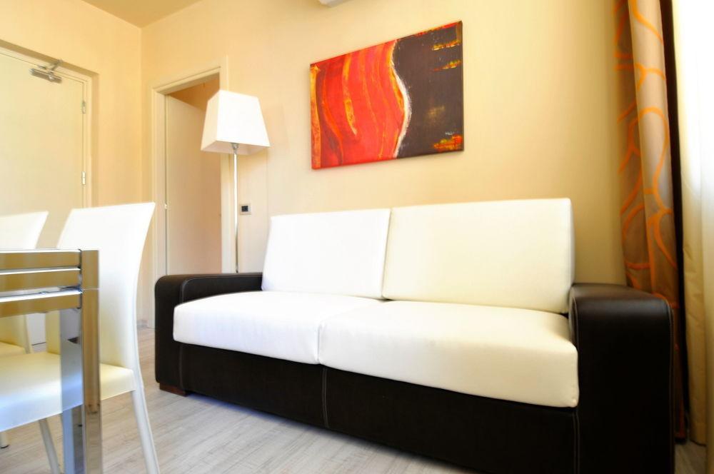 Residence Diamanterosso Terni Buitenkant foto