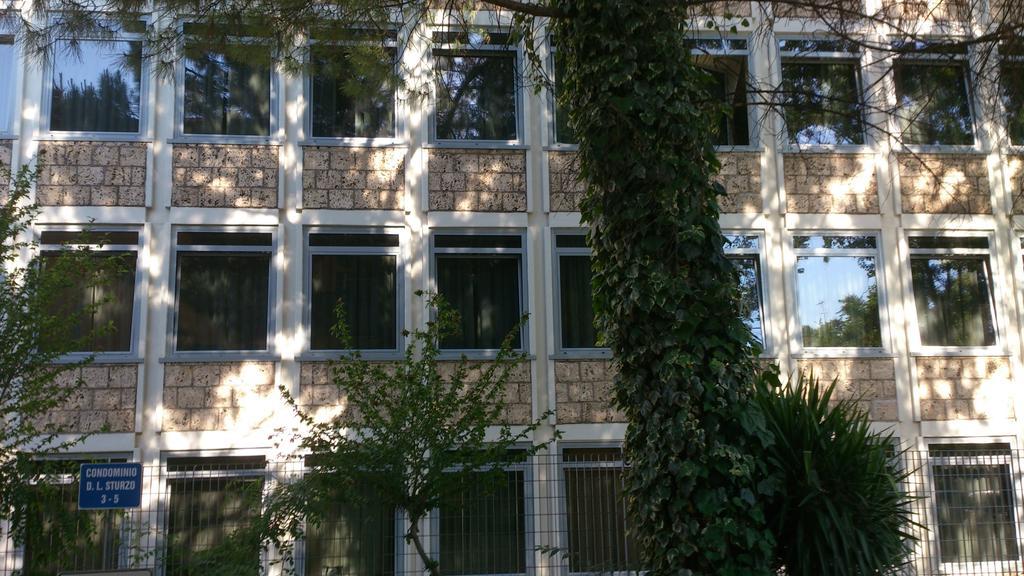 Residence Diamanterosso Terni Buitenkant foto