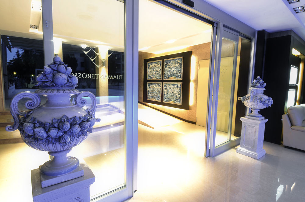 Residence Diamanterosso Terni Buitenkant foto